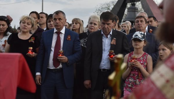 Патриотическая акция Зажги свечу памяти на территории мемориального комплекса Концлагерь Красный в селе Мирное Симферопольского района