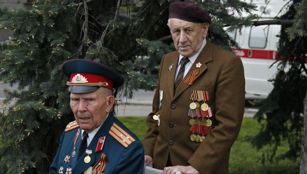 Ветераны Великой Отечественной войны на праздновании Дня Победы в Симферополе Ветераны Великой Отечественной войны на праздновании Дня Победы в Симферополе