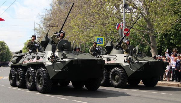 Военный парад в Севастополе