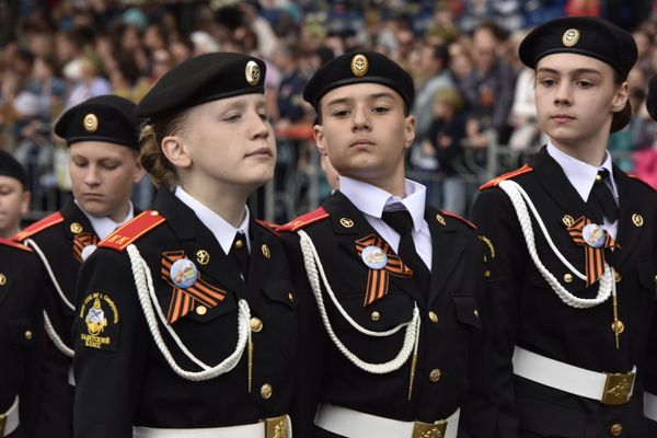 Военный парад в честь Дня Победы в Симферополе Военный парад в честь Дня Победы в Симферополе