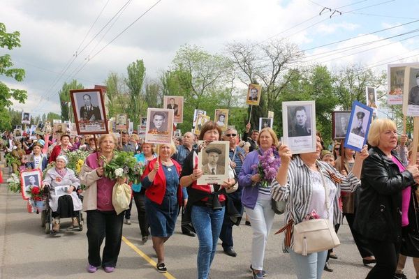 Шествие Бессмертного полка в Керчи Шествие Бессмертного полка в Керчи