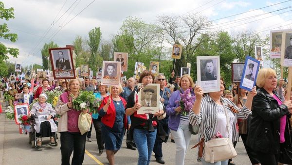 Шествие Бессмертного полка в Керчи Шествие Бессмертного полка в Керчи