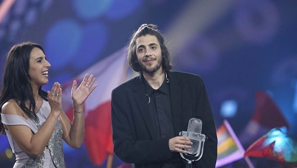Победитель Евровидения-2017 Сальвадор Собрал из Португалии