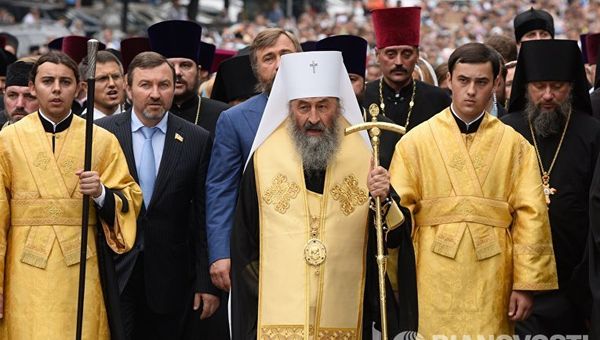 Молебен на Владимирской горке в честь 1000-я крещения Киевской Руси