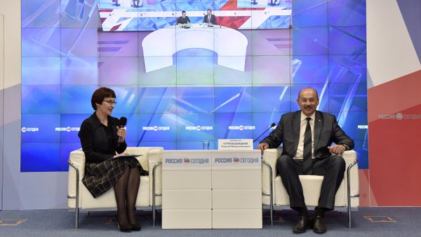 Мультимедийный видеомост Москва – Симферополь на тему: Туризм в России: итоги майских праздников и прогноз на летний сезон. Министр курортов и туризма Республики Крым Сергей Стрельбицкий