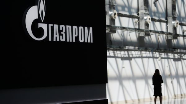 Стенд с логотипом компании Газпром