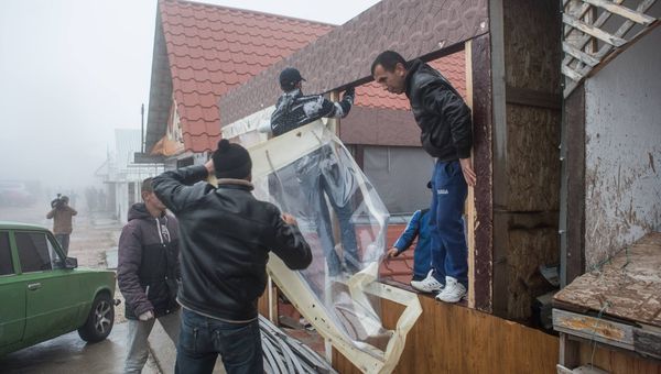На плато Ай-Петри начался добровольный снос самостроев