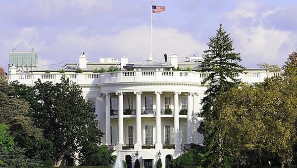 Здание Белого дома в Вашингтоне, США