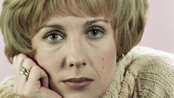 Актриса театра и кино Елена Яковлева Актриса театра и кино Елена Яковлева