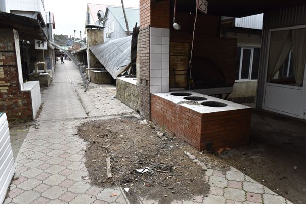 Демонтаж самостроев на плато Ай-Петри