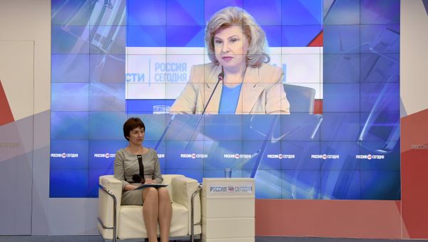 Пресс-конференция в формате видеомоста Москва-Симферополь уполномоченного по правам человека в РФ Татьяны Москальковой Пресс-конференция в формате видеомоста Москва-Симферополь уполномоченного по правам человека в РФ Татьяны Москальковой