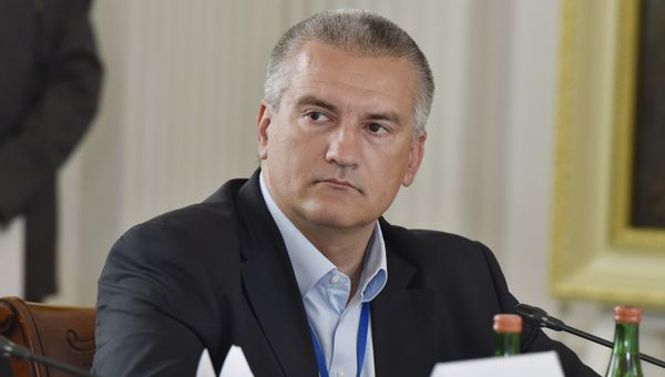Глава РК Сергей Аксенов на III Ливадийском форуме Русский мир и русский язык: исторические корни и направления развития