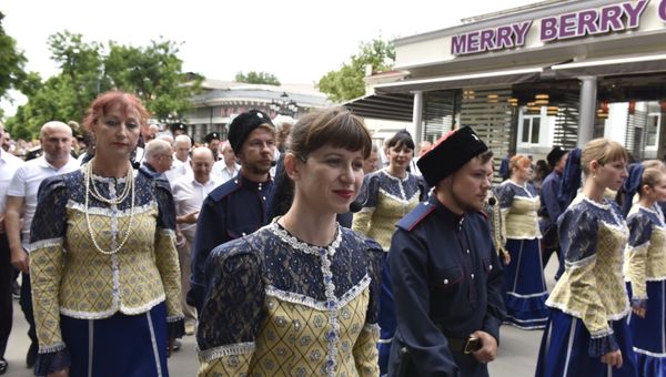 День России в Симферополе. 2017 год