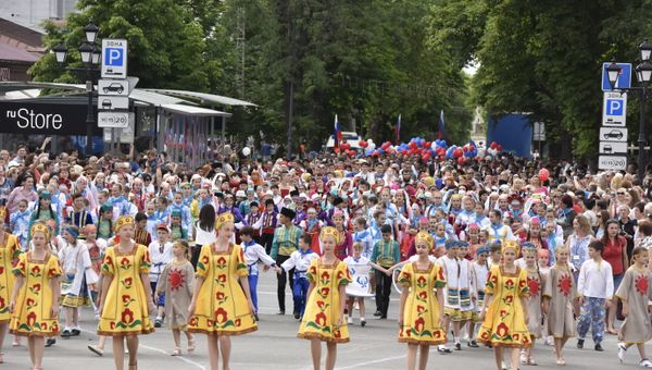 День России в Симферополе. 2017 год