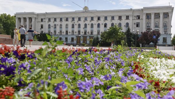 Здание Совета министров Республики Крым. Архивное фото