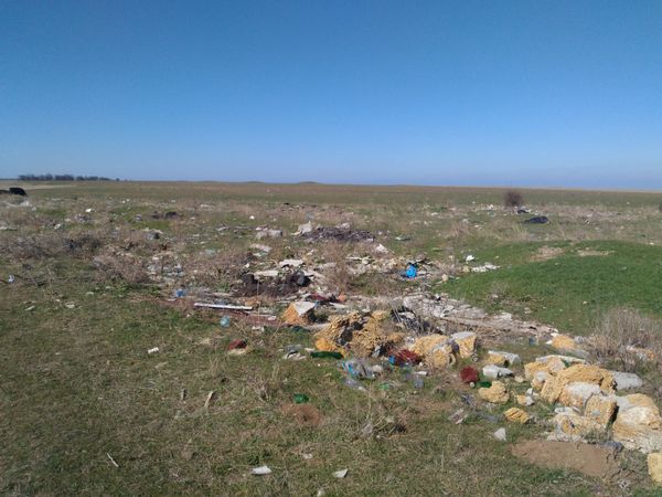 Свалка в Черноморском районе, выявленная активистами ОНФ