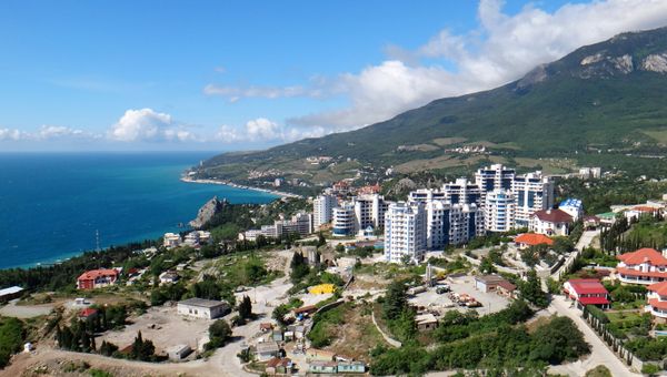 Международный детский центр Артек в Крыму. Архивное фото Международный детский центр Артек в Крыму. Архивное фото