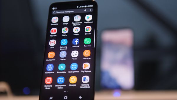 Смартфон