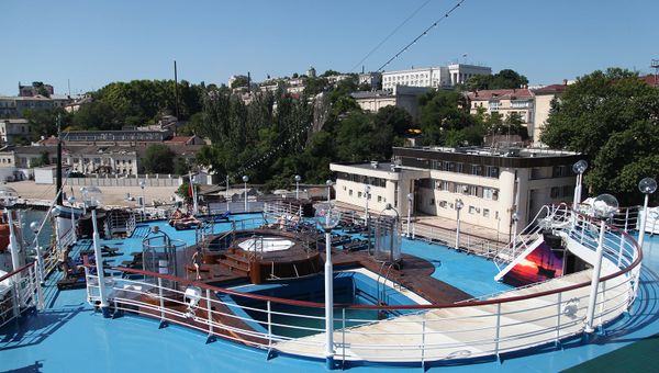 На борту круизного лайнера Князь Владимир