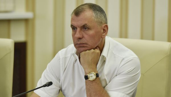 Председатель Государственного совета РК Владимир Константинов