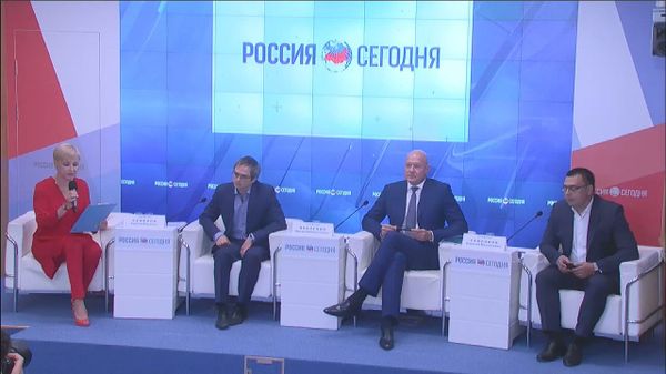 Пресс-конференция заместителя председателя Совета министров Республики Крым Виталия Нахлупина