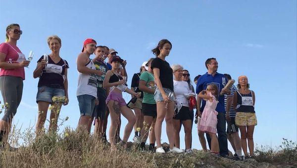 Винная эстафета в рамках винно-гастрономического фестиваля In Vino Veritas в Коктебеле Винная эстафета в рамках винно-гастрономического фестиваля In Vino Veritas в Коктебеле