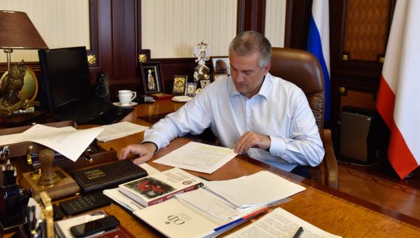 Глава Республики Крым Сергей Аксенов