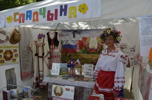 Выставка Такая разная Феодосия в рамках празднования 200-летия со дня рождения И. К. Айвазовского Выставка Такая разная Феодосия в рамках празднования 200-летия со дня рождения И. К. Айвазовского
