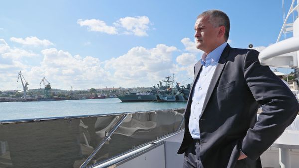 Глава Крыма Сергей Аксенов принял участие в праздничных мероприятиях, посвященных Дню ВМФ России в Севастополе