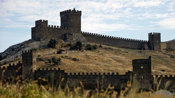 Генуэзская крепость в Судаке Генуэзская крепость в Судаке