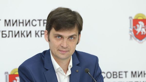  Заместитель министра внутренней политики, информации и связи Вадим Первых