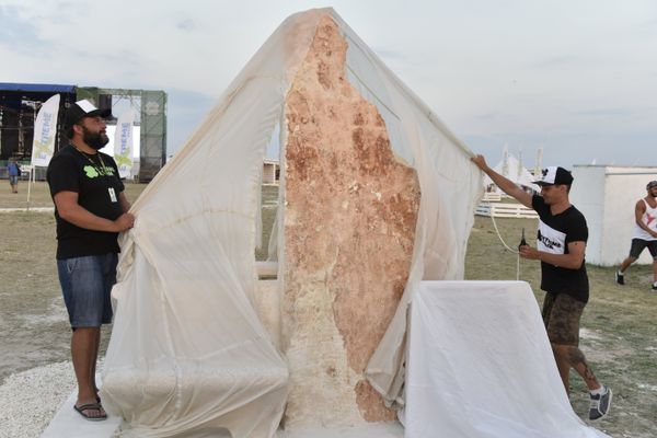 На территории проведения фестиваля экстремальных видов спорта Extreme Крым открыли памятник Фиделю Кастро