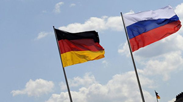 Флаги России и Германии.