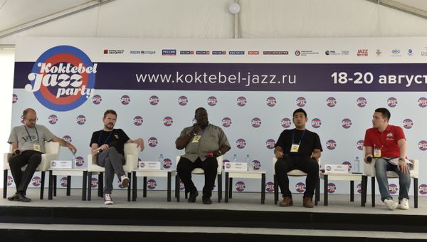 Участники джазового коллектива Jesse Davis Quartet Участники джазового коллектива Jesse Davis Quartet