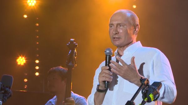 Путин со сцены Koktebel Jazz Party обратился к участникам и гостям фестиваля Путин со сцены Koktebel Jazz Party обратился к участникам и гостям фестиваля
