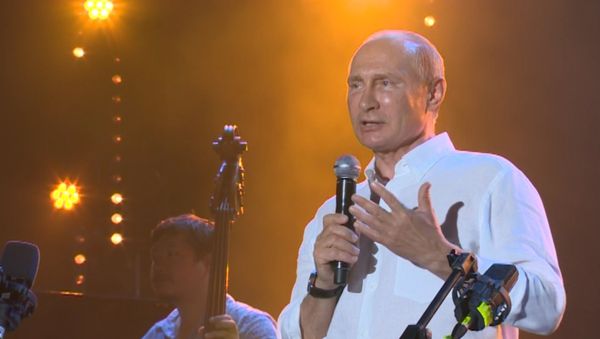 Путин со сцены Koktebel Jazz Party обратился к участникам и гостям фестиваля