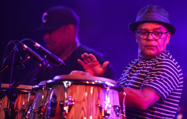 Музыкант во время выступления коллектива Eddie Palmieri Latin Jazz Band пианист Эдди Пальмиери на фестивале Koktebel Jazz Party 2017.