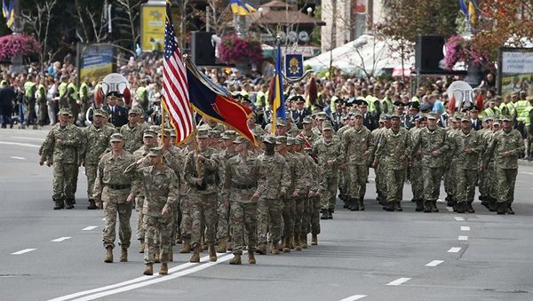 Военнослужащие США на параде ко Дню независимости Украины в Киеве. 24 августа 2017 года