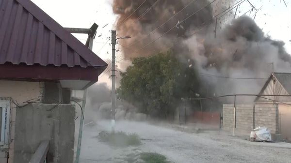 Силовики взорвали заминированный дом после ликвидации боевиков