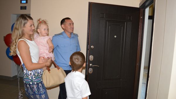 В Джанкое и Армянске сдали в эксплуатацию новые дома для сотрудников ФСБ