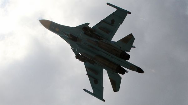 Российский истребитель-бомбардировщик Су-34