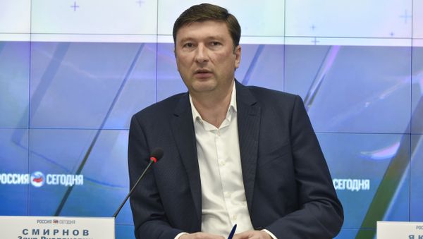 Председатель Государственного комитета по делам межнациональных отношений и депортированных граждан Республики Крым Заур Смирнов Председатель Государственного комитета по делам межнациональных отношений и депортированных граждан Республики Крым Заур Смирнов