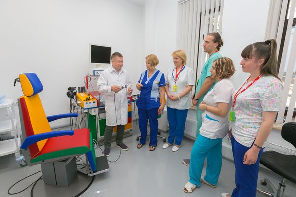 Короткое совещание специалистов-медиков в МДЦ Артек