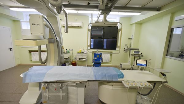 Операционная в кардиологическом центре в Республиканской клинической больнице им. Семашко