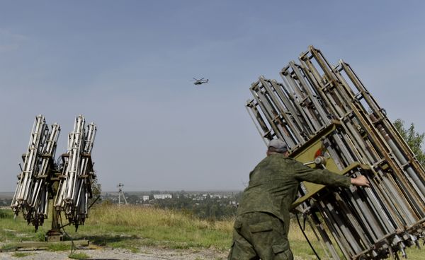 Пусковые установки ТКР-040 протовоградовой службы в Крыму