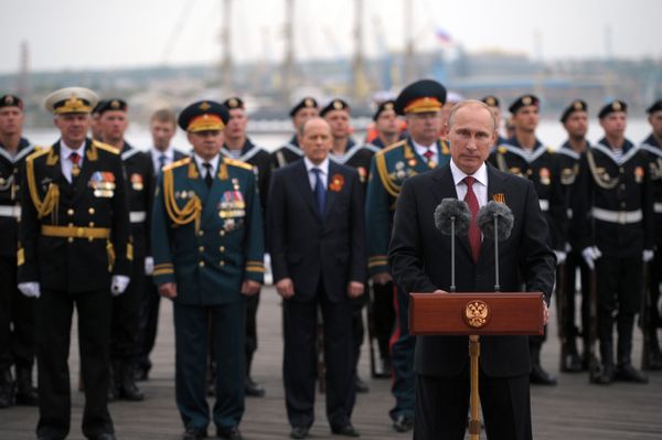 В.Путин принял участие в торжественных мероприятиях, посвященных 69-й годовщине Победы в ВОВ и 70-летию освобождения Севастополя