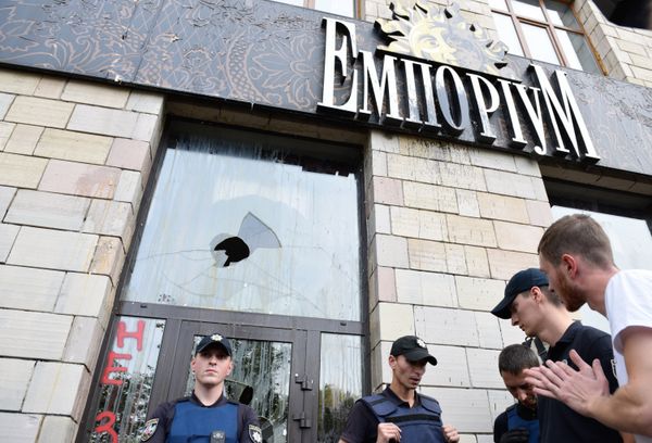 В Киеве разгромили магазин из-за стертых граффити времен евромайдана