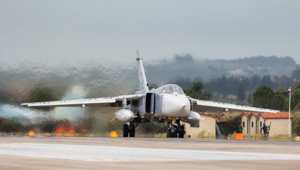 Бомбардировщик Су-24
