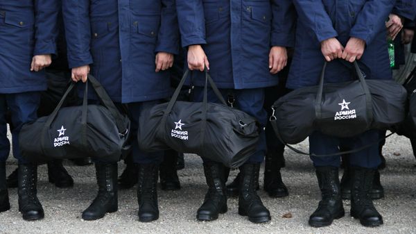 Отправка крымских призывников на службу в Вооруженные силы России