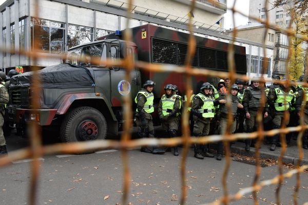 Национальная гвардия Украины во время митинга у здания Верховной рады Украины в Киеве Национальная гвардия Украины во время митинга у здания Верховной рады Украины в Киеве